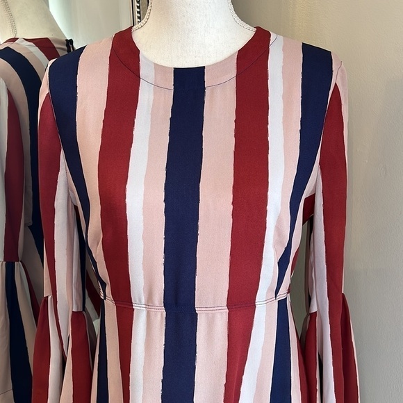 BCBGMAXAZRIA Striped Bell Sleeve Top Size Small - Picture 2 of 11